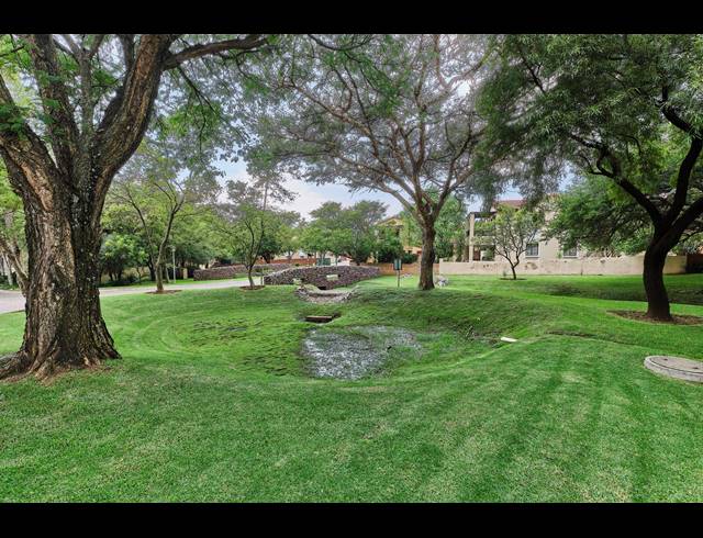 2 BEDROOM TOWNHOUSE FOR SALE IN RUIMSIG